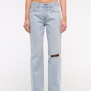 Abercrombie & Fitch Baggy Low Rise Jean